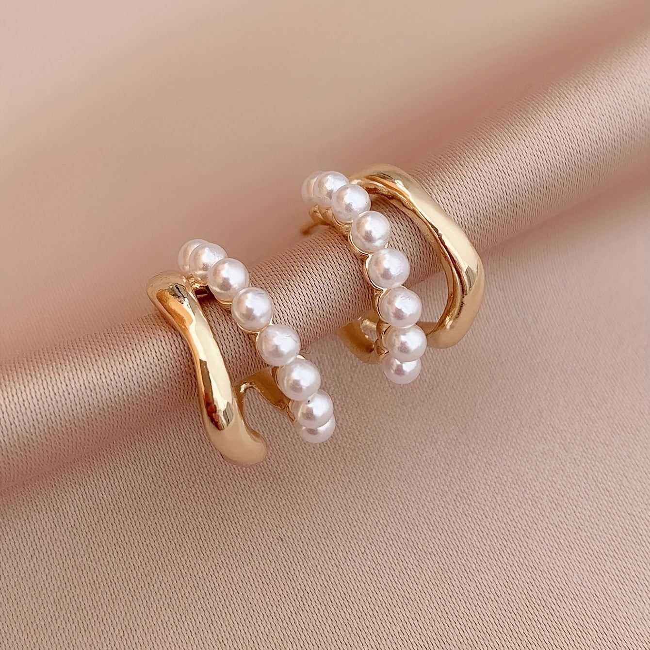 Double-layer Faux Pearl Decor Hoop Earrings Japanese/ Korean Style Alloy Jewelry Versatile Ear Ornaments Trendy Female Gift